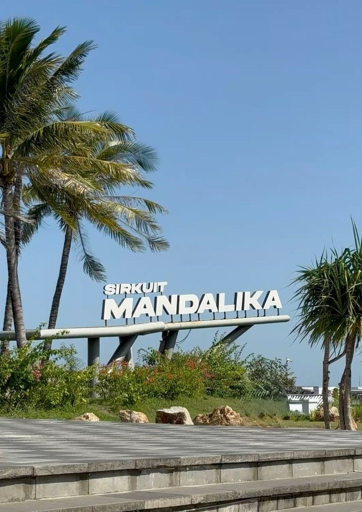 Private Trip Sasak Mandalika